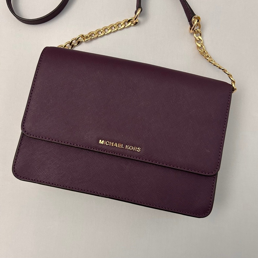 Michael Kors Purse Daniela Saffiano Leather Crossbody Bag Plum Gold Hardware - Picture 12 of 12